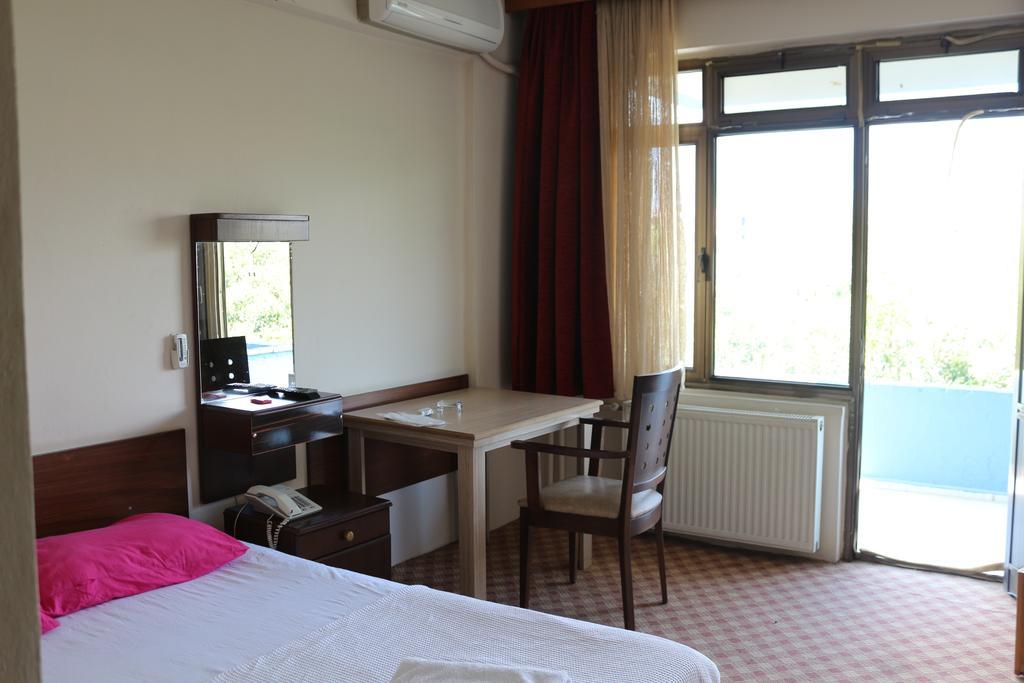 Otel La Mer Akcay Edremit  Exterior photo